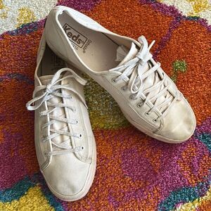 WOMEN’S CREAM CANVAS PLATFORM KEDS SIZE 11/EURO 42.5